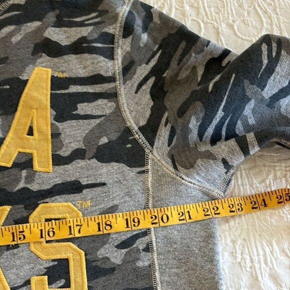 Tailgate Iowa Hawkeyes Gray camouflage Pullover hoodie Sweatshirt ANF small - Picture 9 of 11